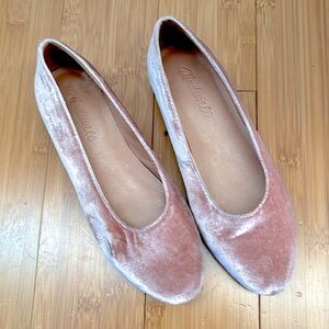 Madewell pink velvet ballerina flats🌸